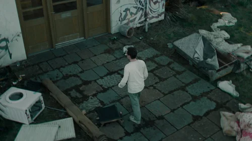 dept._q_frames_s1e3_frame_56.webp