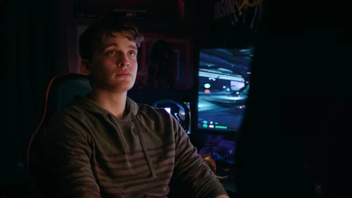 dept._q_frames_s1e3_frame_65.webp