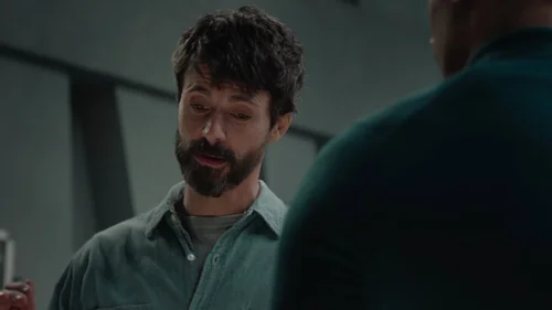 dept._q_frames_s1e4_frame_25.webp