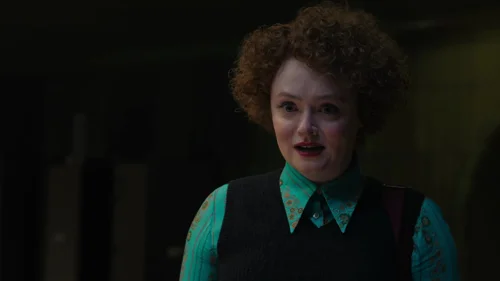 dept._q_frames_s1e5_frame_113.webp