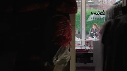 dept._q_frames_s1e5_frame_115.webp