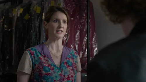 dept._q_frames_s1e5_frame_118.webp