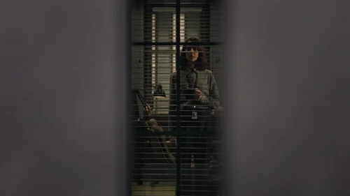 dept._q_frames_s1e5_frame_72.webp
