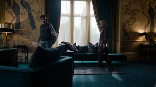 dept._q_frames_s1e5_frame_85.webp