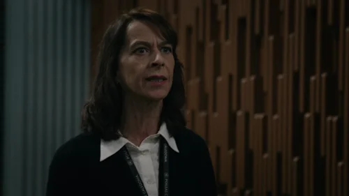 dept._q_frames_s1e6_frame_116.webp