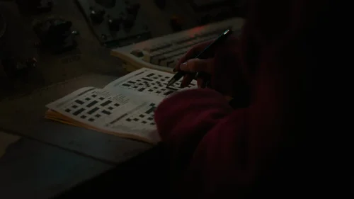 dept._q_frames_s1e6_frame_58.webp