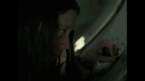 dept._q_frames_s1e7_frame_26.webp