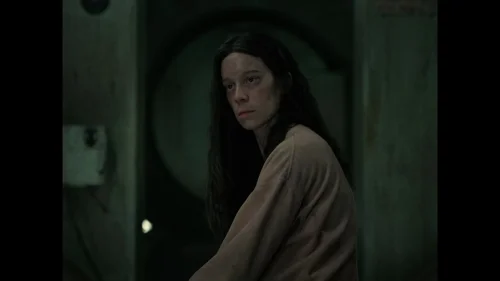 dept._q_frames_s1e7_frame_29.webp