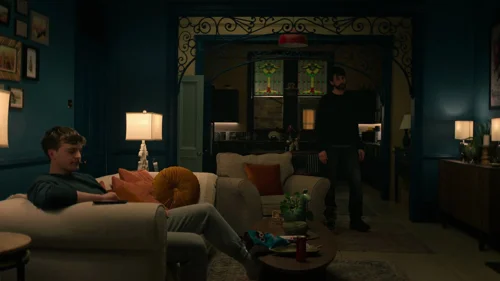 dept._q_frames_s1e7_frame_74.webp