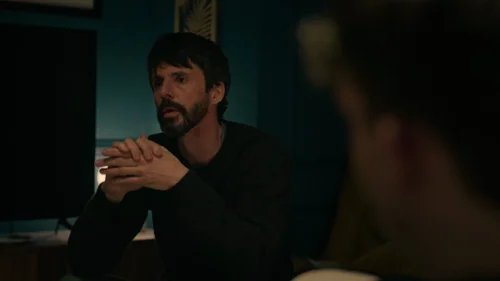dept._q_frames_s1e7_frame_76.webp