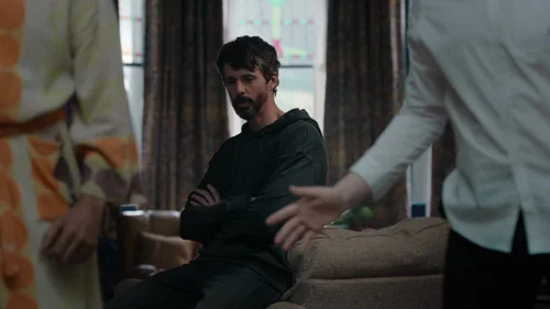 dept._q_frames_s1e8_frame_26.webp