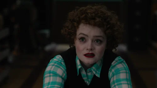dept._q_frames_s1e8_frame_89.webp