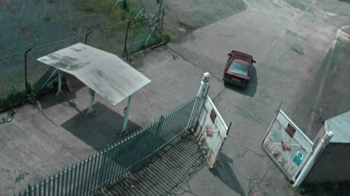 dept._q_frames_s1e9_frame_116.webp