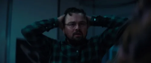 don't_look_up_frame_1738665724.0128267.webp
