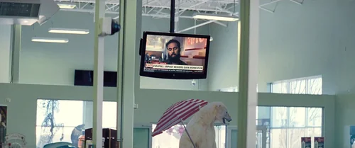 don't_look_up_frame_1738665746.86926.webp