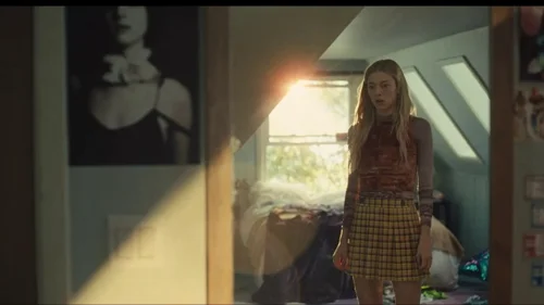 euphoria_frame_1740174624.4366677.webp