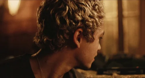 euphoria_frame_1740174996.4803858.webp