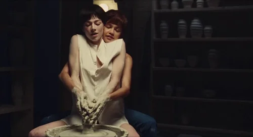 euphoria_frame_1740175381.3083613.webp