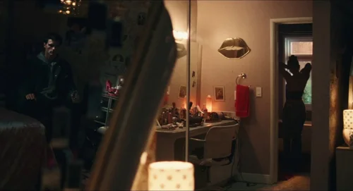 euphoria_frame_1740175883.061558.webp