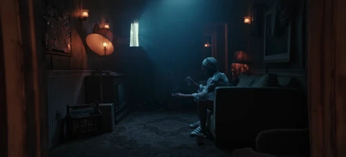 halsey___gasoline_official_music_video_frame_17.webp