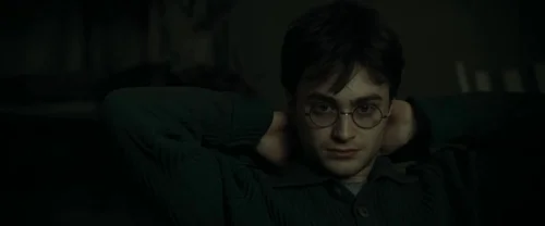 harry_potter_and_the_deathly_hallows:_part_1_frame_1739128015.156258.webp