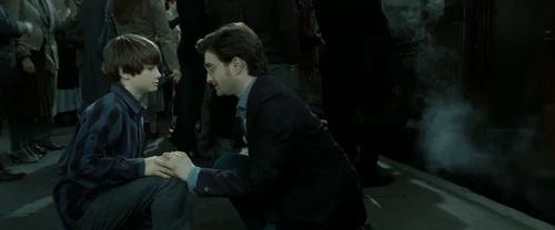 harry_potter_and_the_deathly_hallows:_part_2_frame_1739128239.7740033.webp