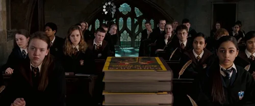 harry_potter_and_the_order_of_the_phoenix_frame_1739127100.8113062.webp
