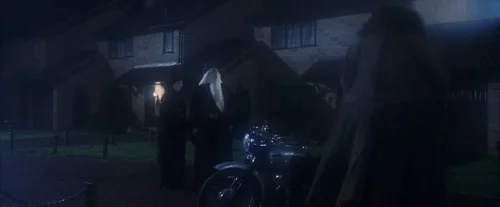 harry_potter_and_the_sorcerer's_stone_frame_1738718634.2995799.webp