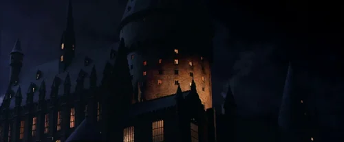 harry_potter_and_the_sorcerer's_stone_frame_1738718645.62453.webp