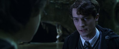 harry_potter_and_the_chamber_of_secrets_frame_1738974210.2708564.jpg