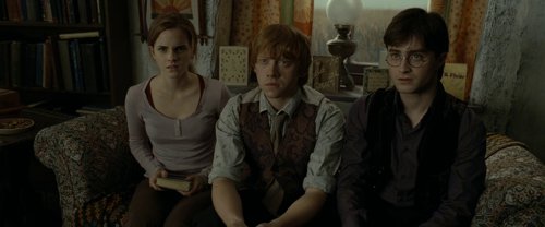 harry_potter_and_the_deathly_hallows:_part_1_frame_1739128004.7510767.jpg