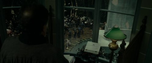 harry_potter_and_the_deathly_hallows:_part_1_frame_1739128011.9648328.jpg