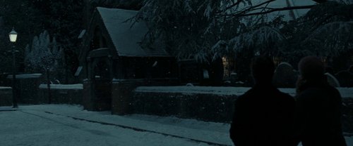 harry_potter_and_the_deathly_hallows:_part_1_frame_1739128017.8878536.jpg
