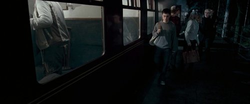 harry_potter_and_the_order_of_the_phoenix_frame_1739127098.800655.jpg