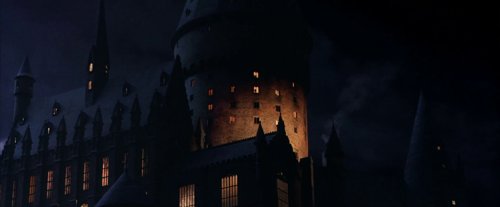 harry_potter_and_the_sorcerer's_stone_frame_1738718645.62453.jpg