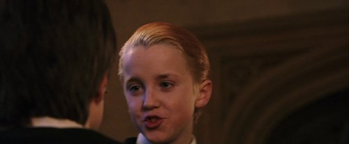 harry_potter_and_the_sorcerer's_stone_frame_1738718646.112021.jpg
