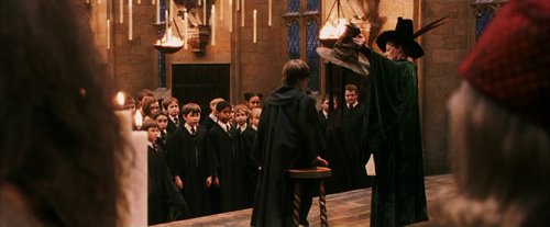 harry_potter_and_the_sorcerer's_stone_frame_1738718647.361739.jpg