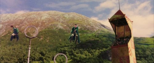 harry_potter_and_the_sorcerer's_stone_frame_1738718657.682969.jpg