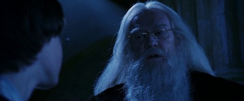 harry_potter_and_the_sorcerer's_stone_frame_1738718662.4875445.jpg