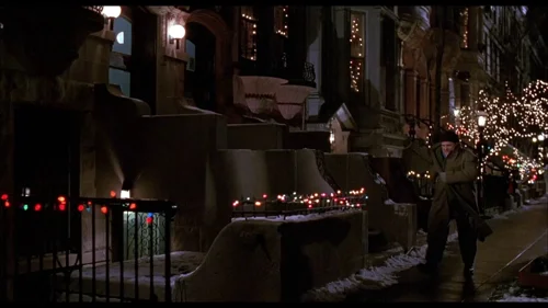 home_alone_2:_lost_in_new_york_frame_1738862946.067917.webp