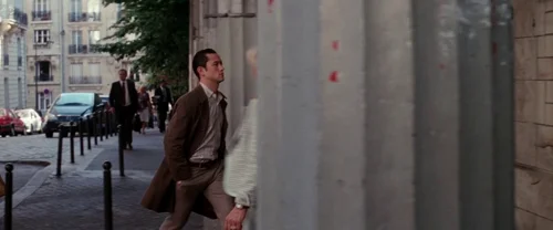 inception_frame_1738665569.6362283.webp