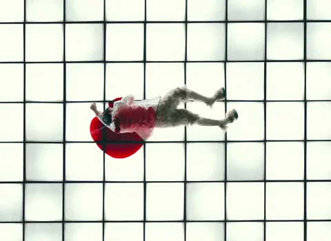 joji_-_slow_dancing_in_the_dark_frame_214.214.webp