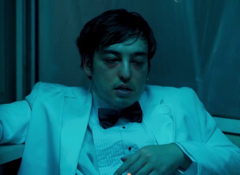 joji_-_slow_dancing_in_the_dark_frame_118.118.jpg