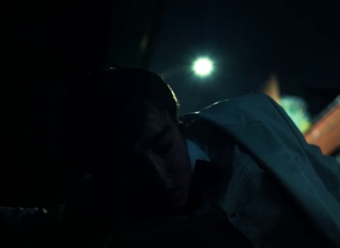 joji_-_slow_dancing_in_the_dark_frame_44.044.jpg