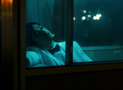 joji_-_slow_dancing_in_the_dark_frame_50.05.jpg