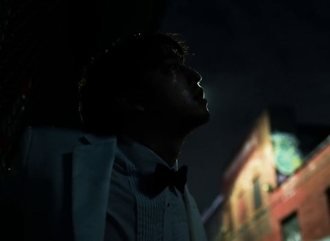 joji_-_slow_dancing_in_the_dark_frame_52.052.jpg