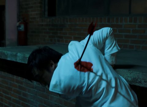 joji_-_slow_dancing_in_the_dark_frame_72.072.jpg