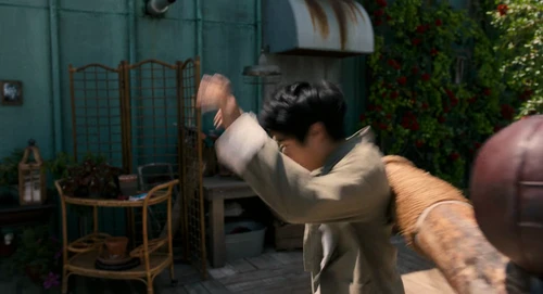karate-kid-legends_frame_212.webp