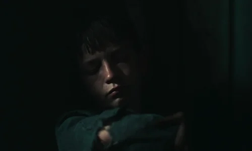 kes_frames_frame_212.webp