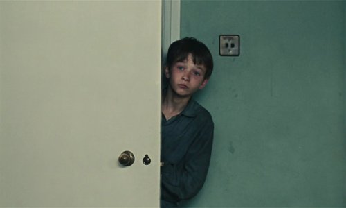 kes_frames_frame_226.jpg